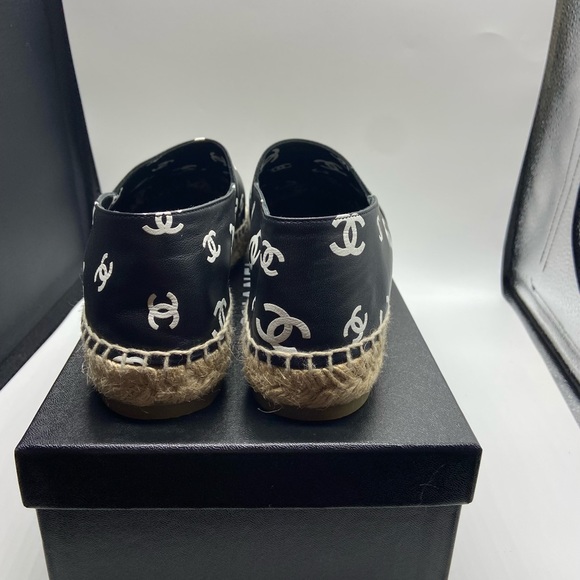 Crazy C’s Chanel espadrilles - Picture 3 of 4